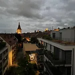 Penthouse-Wohnung - Balkon - Dachterrasse - Zentrum