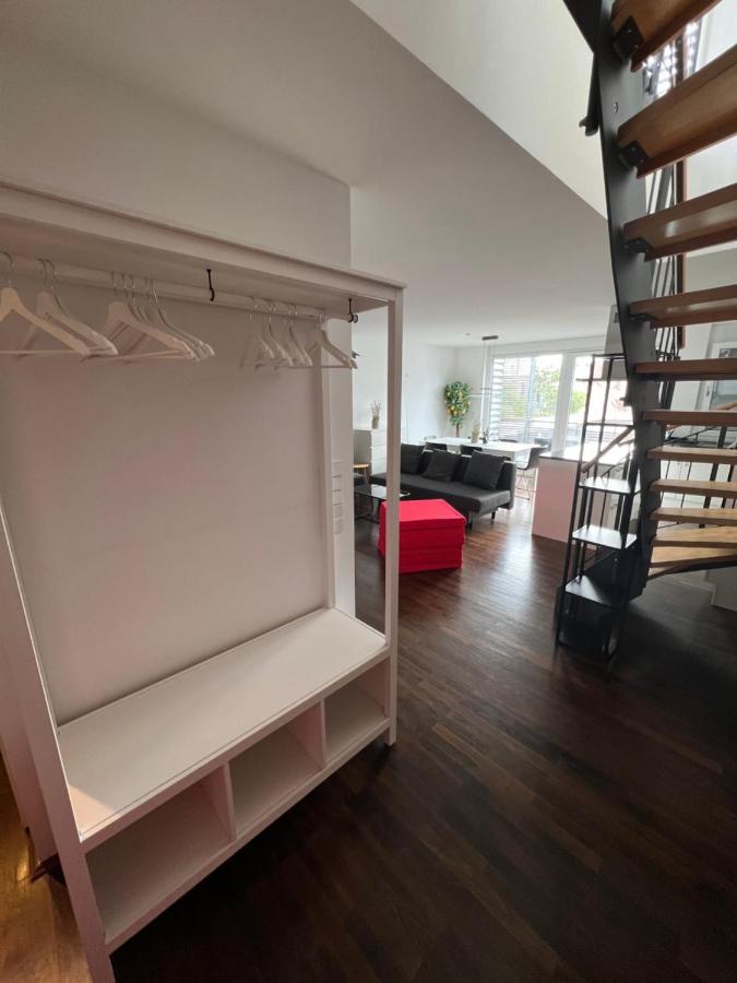Apartment Penthouse-wohnung - Balkon - Dachterrasse - Zentrum *